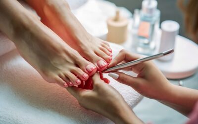 Pedicure Podologiczny – Ratunek dla Zniszczonych Stóp