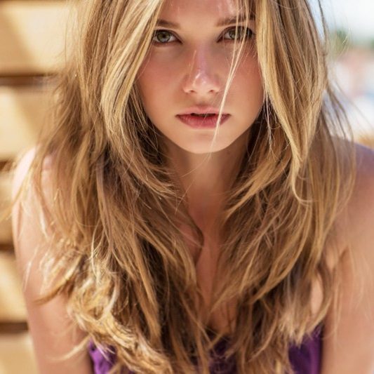 Piękne pasma bez efektu siana – jak zrozumieć swoje włosy?